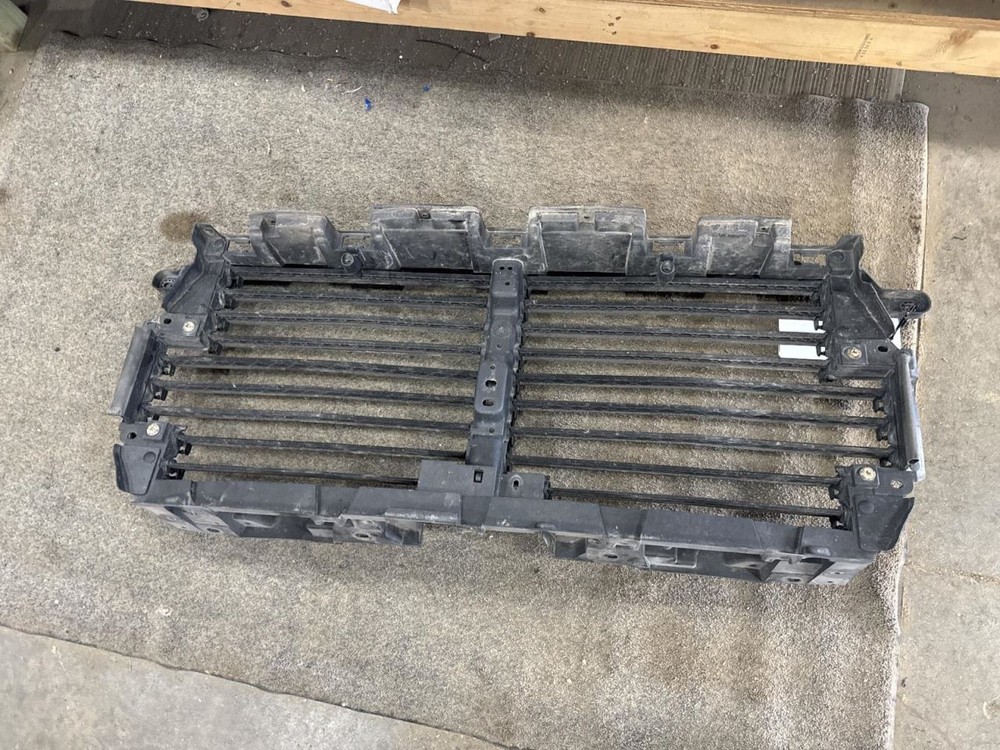 F150      2018 Air Shutter 2126230