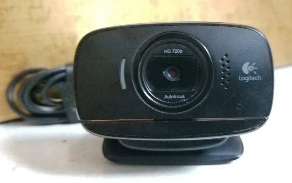 Logitech HD Foldable 720p Web Cam (V-U0023) - free shipping