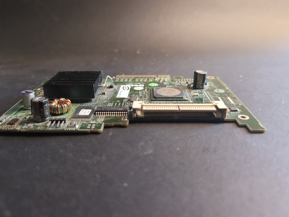 DELL PCI-E SAS CONTROLLER 0UN939 UCS-51 ADAPTER CONTROLLER