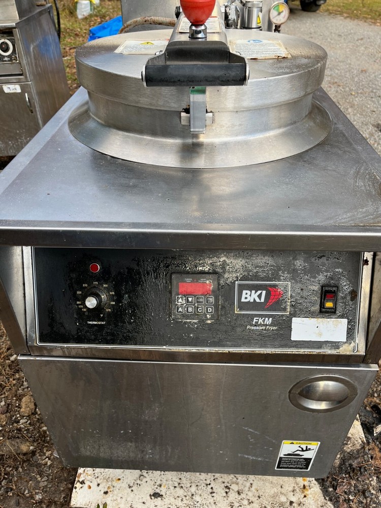 BKI Pressure Fryer