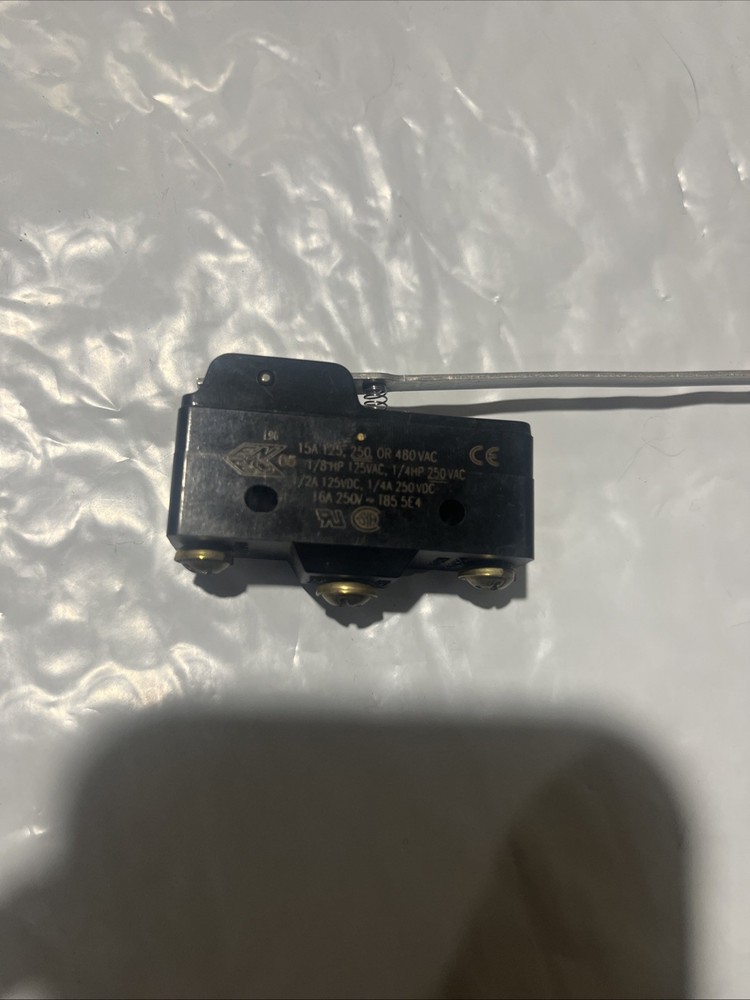 Honeywell Microswitch BZ-2RW863-A2 15A SPDT 6" Long Lever Basic Microswitch (A)