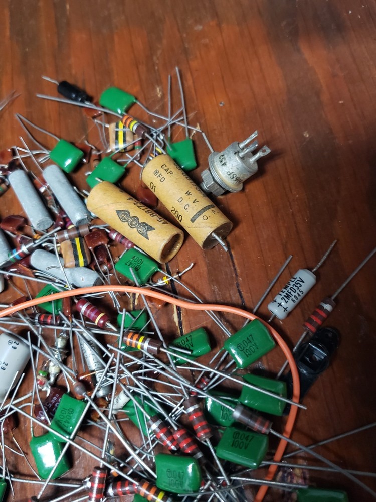 Miscellaneous Heathkit Resistors, Capacitors, & Random Parts