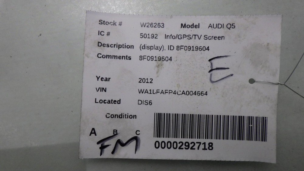 12 AUDI Q5 Info Screen 8F0919604