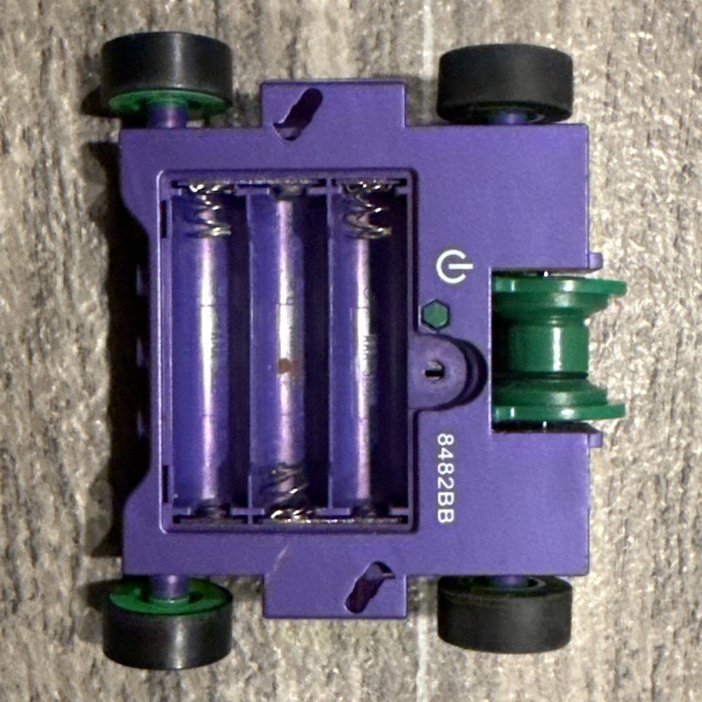 HEXBUG BattleBots Robot Purple Used Turns On