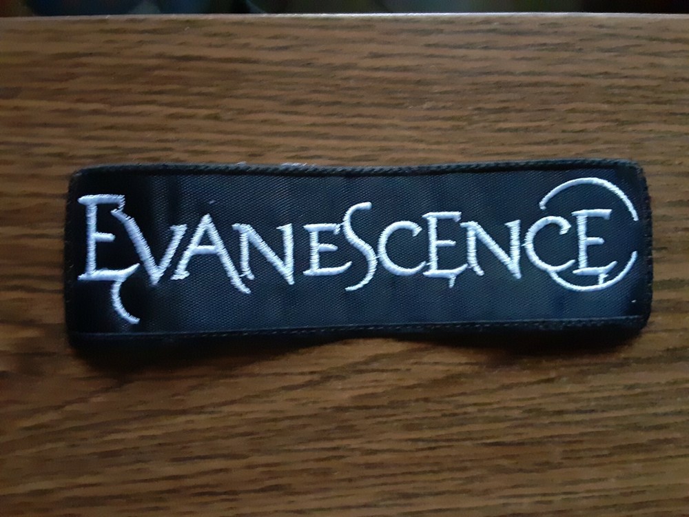 EVANESCENCE,SEW ON WHITE EMBROIDERED PATCH