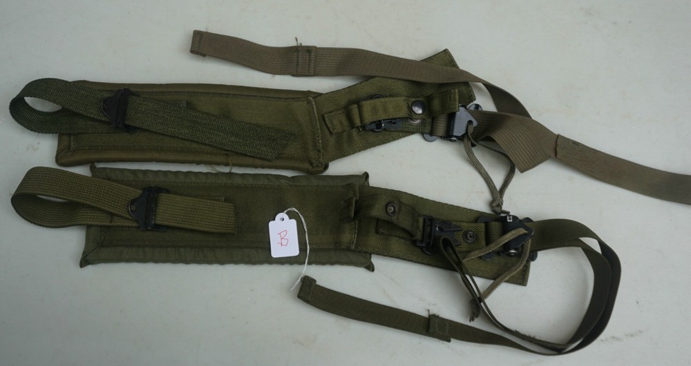 Army Pack SHOULD STRAPS one left, one right (G5 front blue bin)