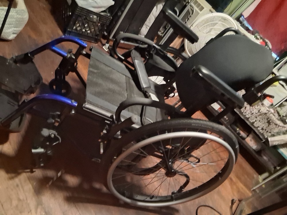 Quickie 2 Wheel Chair