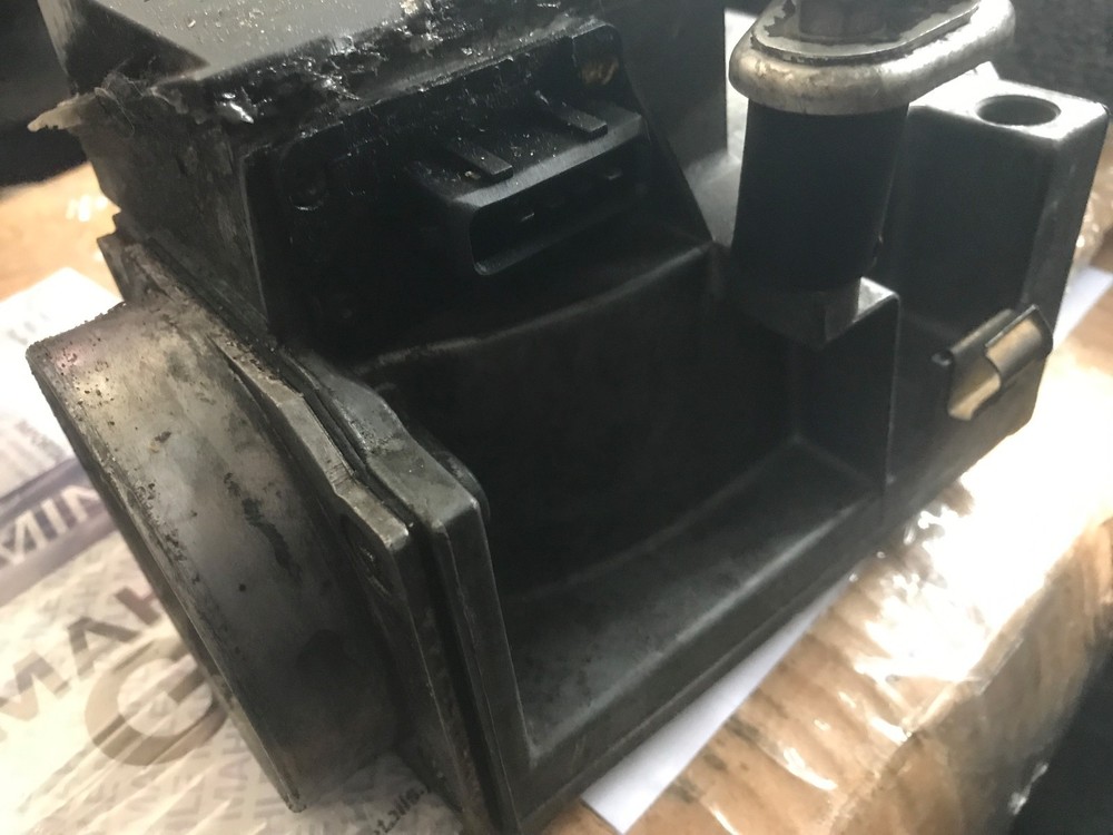 BMW 635csi Air Flow Meter Sensor