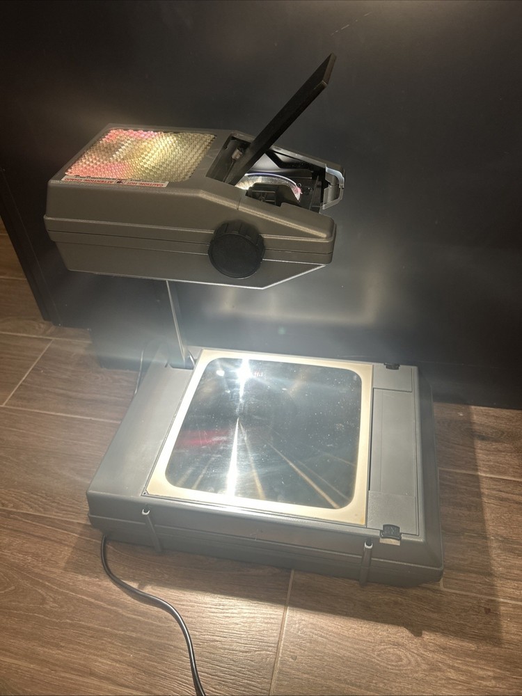 3M 2000 Overhead Projector Portable Briefcase Model