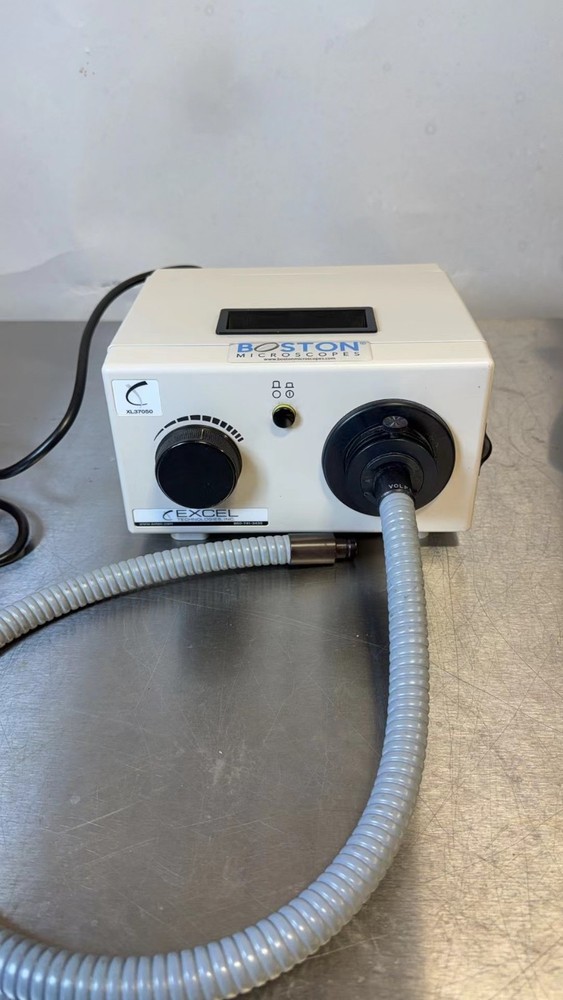 Leica MZ12.5 Zoom Stereo Microscope with MO-150 Light Source – PLAN 1X Objective