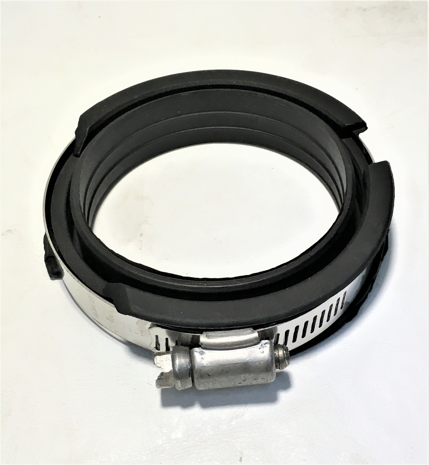 MALIBU GRAND AM CAVALIER SUNFIRE 2.4 THROTTLE BODY RUBBER BOOT NEW OEM  24575644