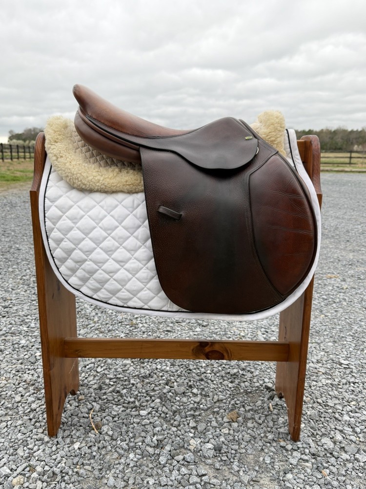 Beval Ltd 16" English Saddle