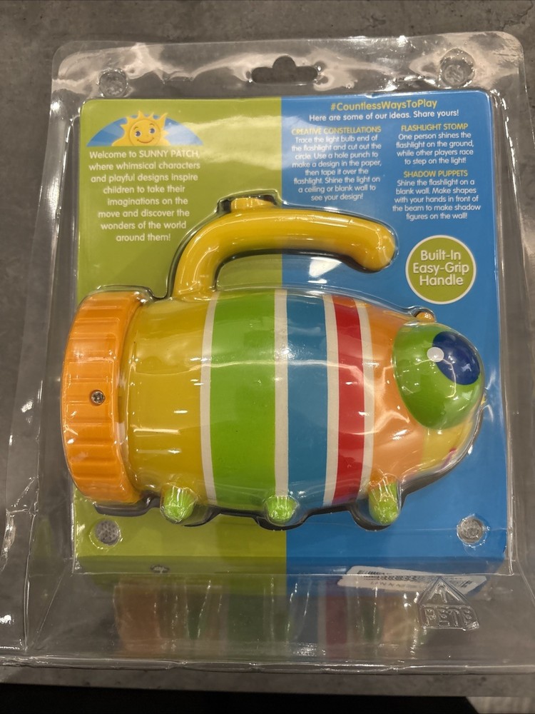 Melissa & Doug Sunny Patch Giddy Buggy Flashlight