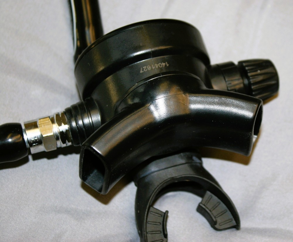 Amaranto Adjustable second stage scuba diving regulator w/ hose