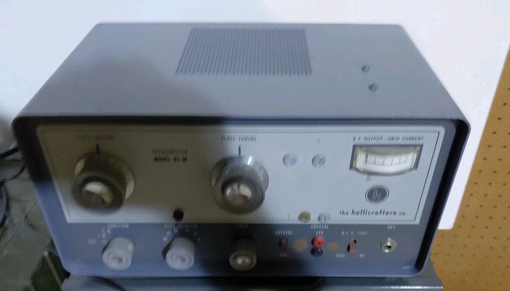 Hallicrafters HT-40 Transmitter Power Up ONLY No Testing Was Done