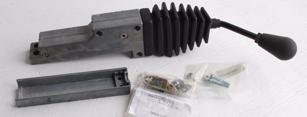New C85086-8 Quadrastat Joystick Controller