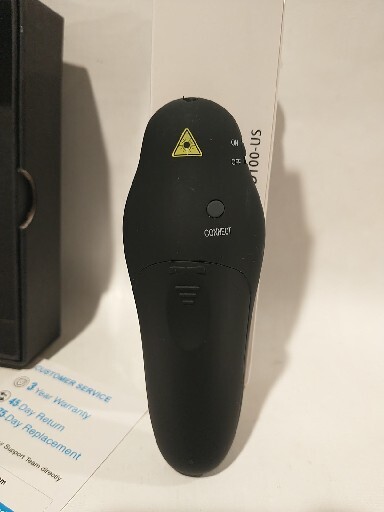 Beboncool Wireless Presenter Model D100, 2.4 GHz With Laser Pointer 39’ FT Range