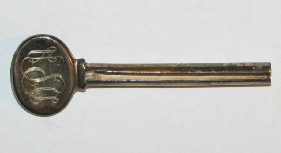 Vintage Tiffany & Co. Sterling Silver Toothpaste Tube Roller Key w/ Monogram 15g