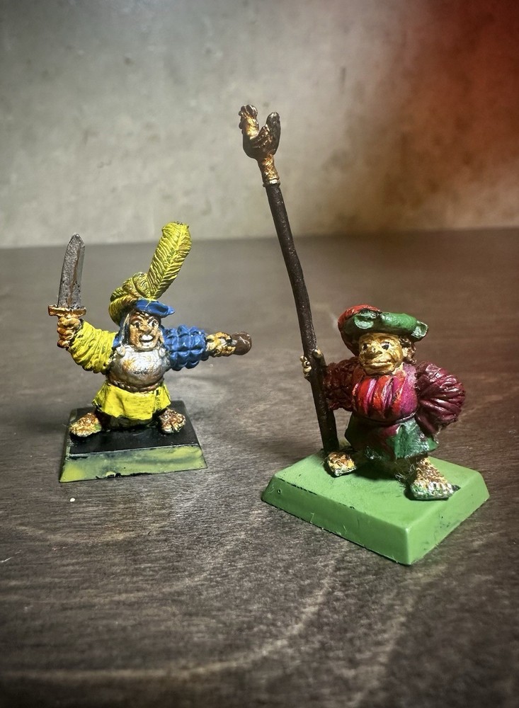 Warhammer Empire Halfling Command Champion & Standard Metal OOP