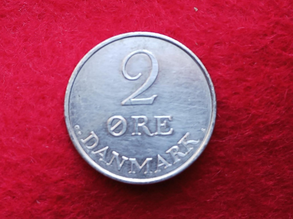 1971 Denmark  2 Ore  Coin - Nice