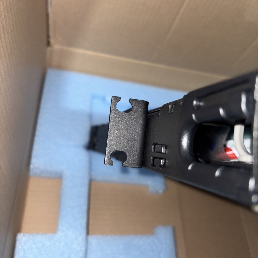 Leviton Opt-X 1000i Rack Mount Distribution Enclosure - New