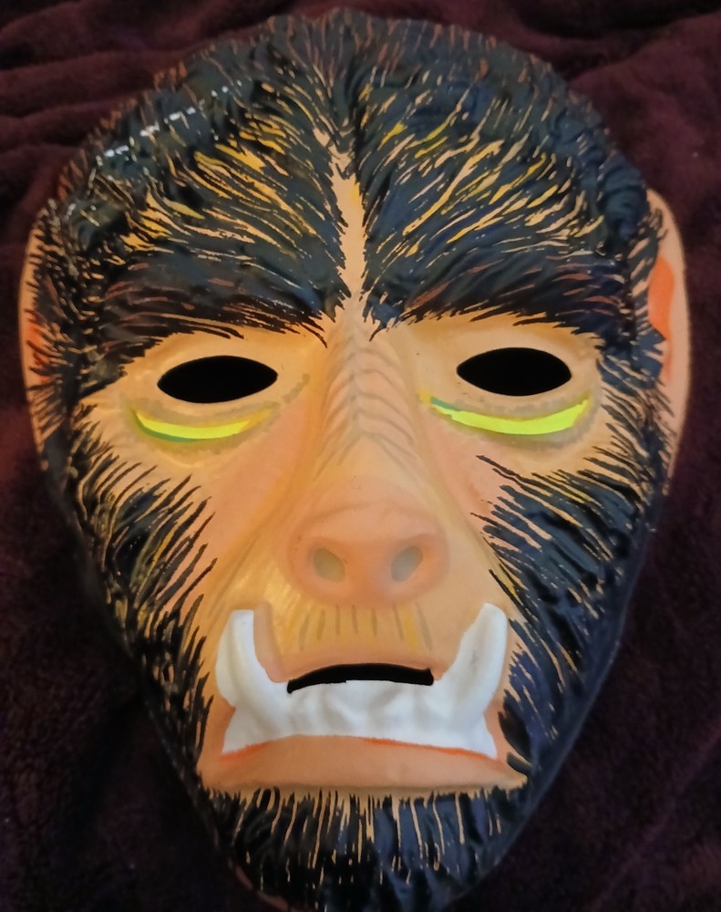 1963 Vintage WOLFMAN MASK - Ben Cooper