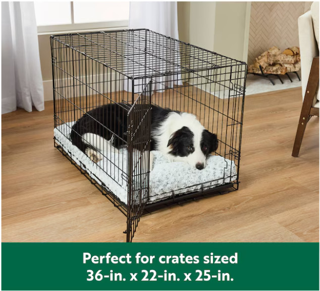 Heart & Herd Rectangular Gray Crate Polyester Pillow Dog Bed ( Medium )