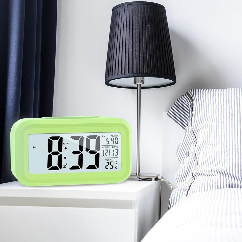 SHARP DIGITAL ALARM CLOCK Loud Alarm Snooze Keyboard Controls LED Display