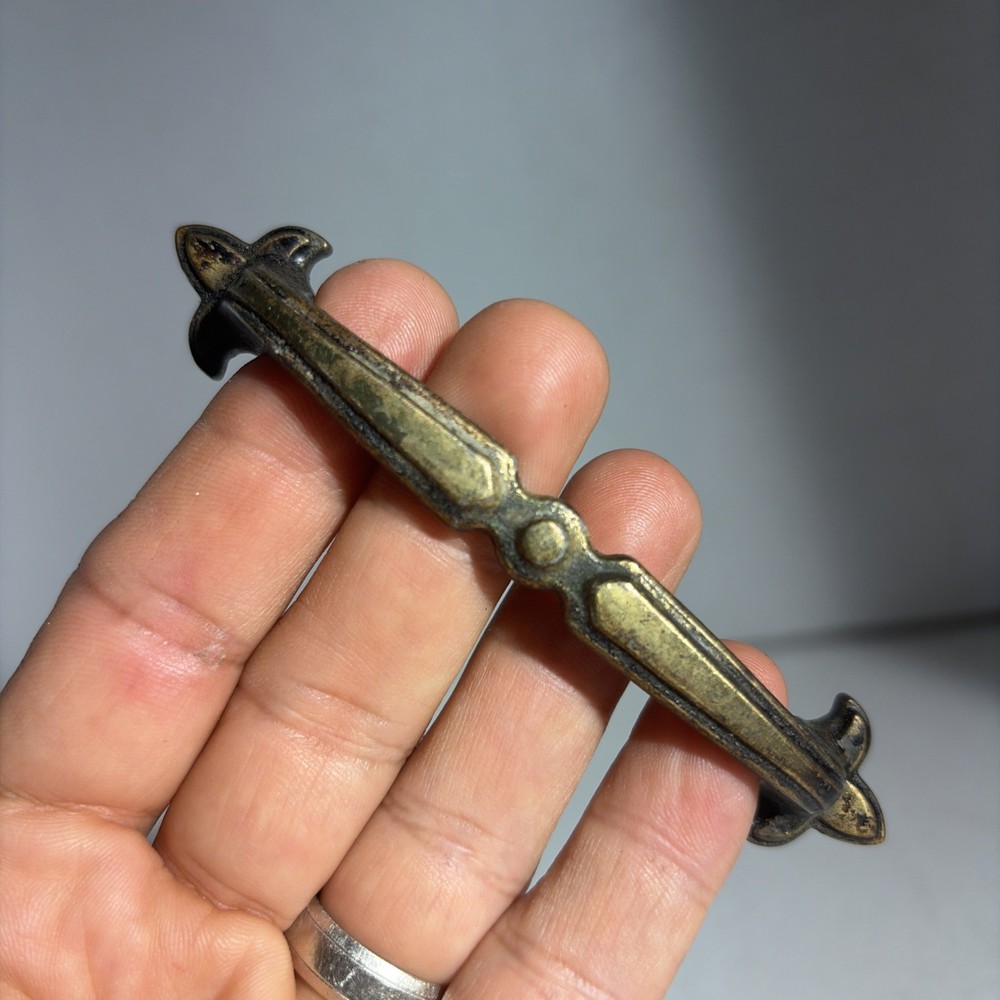 Antique Vintage Victorian Single Brass Drawer Pull Handle