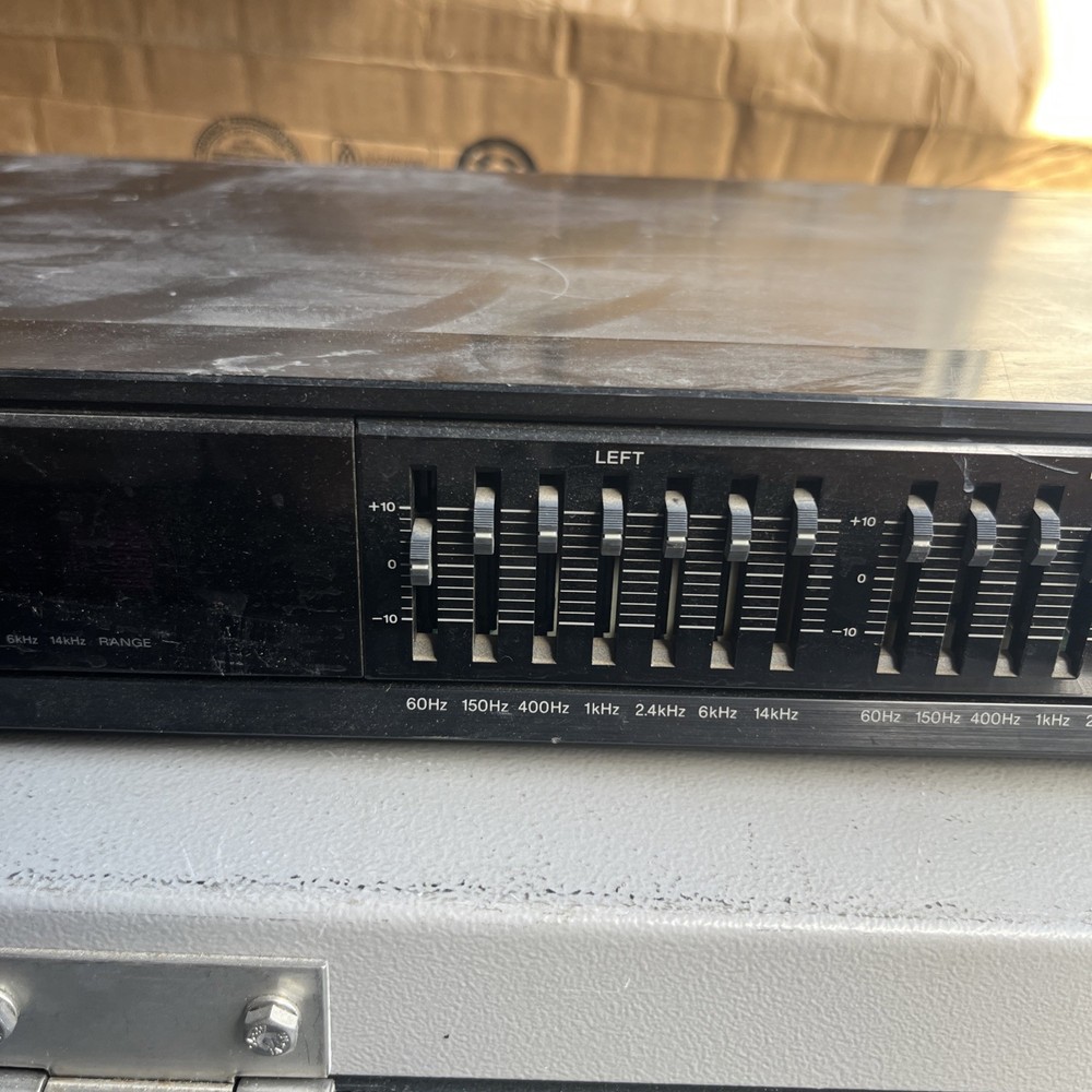 Sony 7-Band Graphic Equalizer w/ Spectrum Analyzer SEQ-300