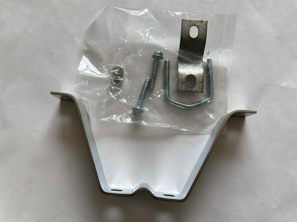 4” Wall Mount Archer Antenna Mast with paper Instructions ( Missing pieces !!! )