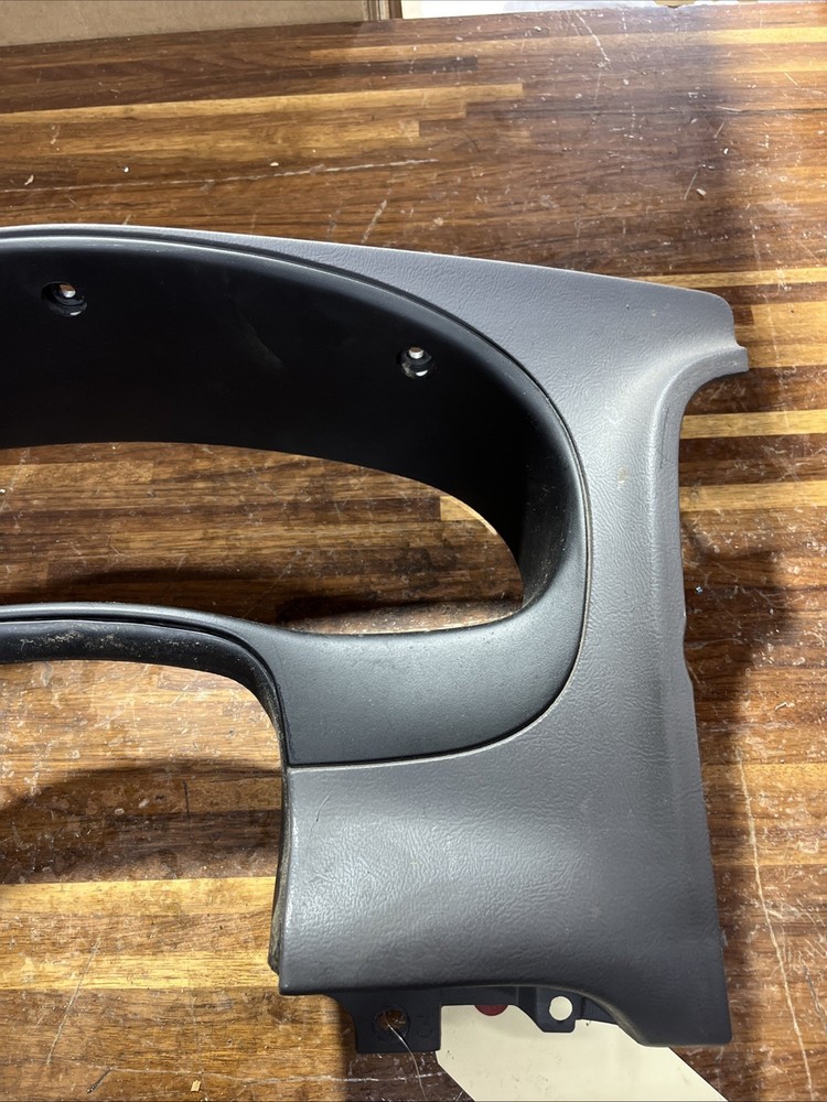 1995 -06 Ford Ranger Speedometer Bezel