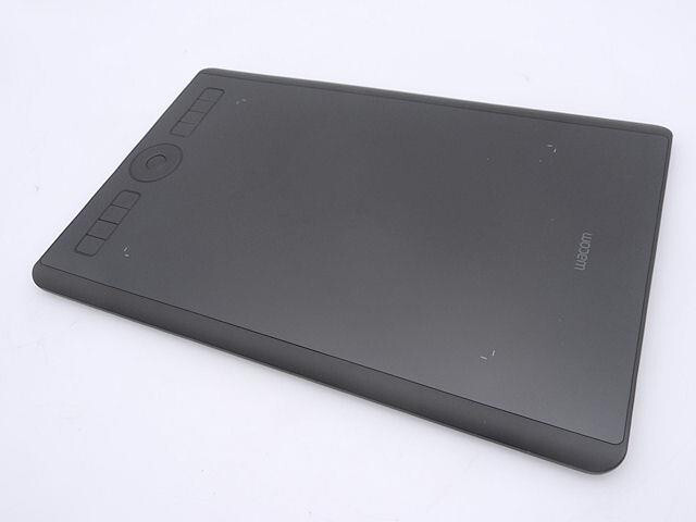READ! Wacom Intuos Pro Medium Bluetooth Graphics Drawing Tablet Pro Pen 2 PTH660