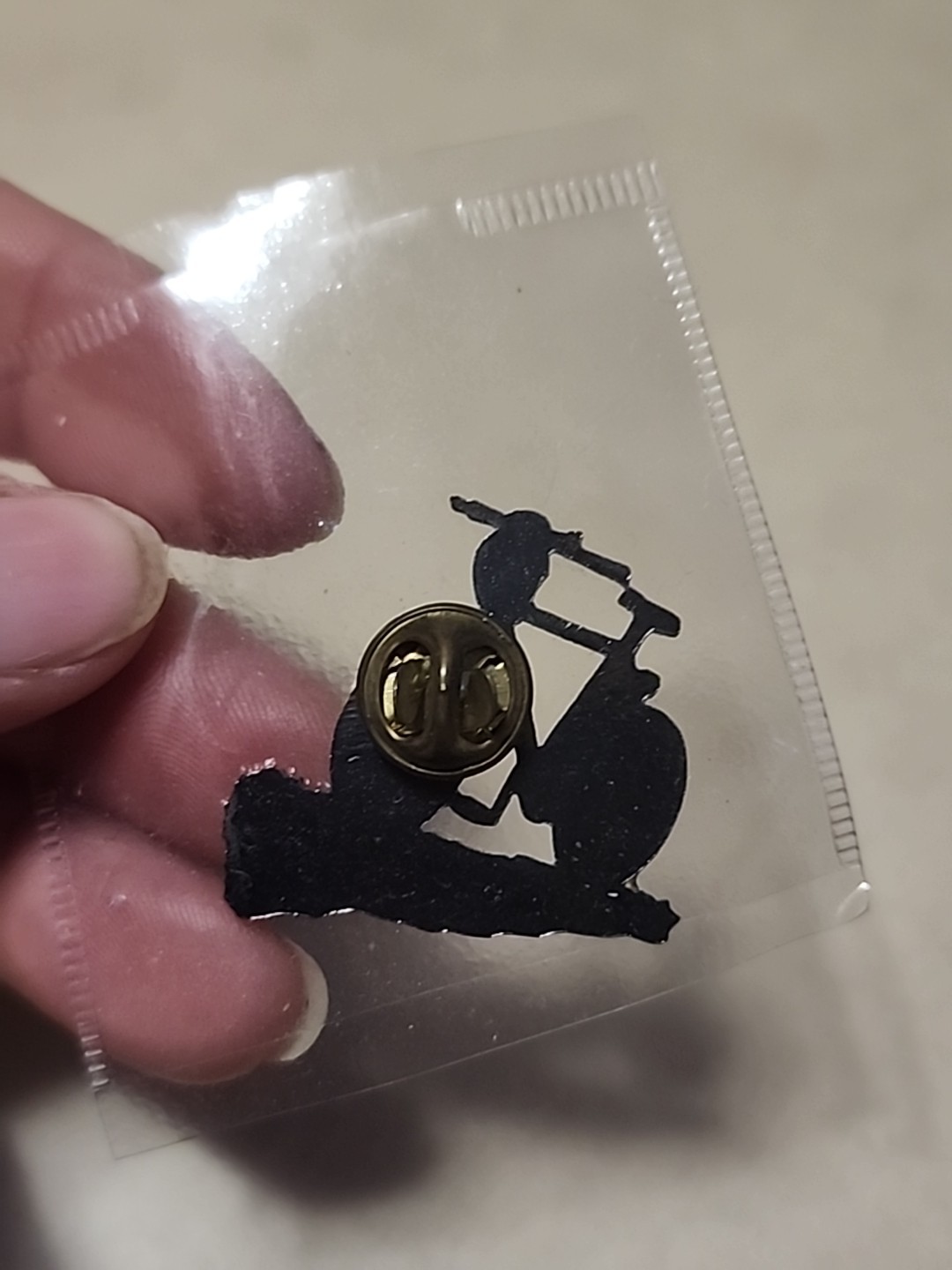 MUDDY FOX / MUDDYFOX BMX MOUNTAIN BIKES RARE 1980s CYCLING PIN BADGE