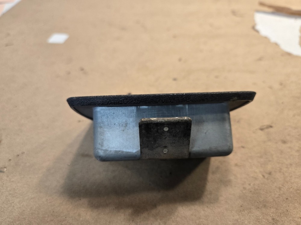 Triumph TR7 Ashtray YKC970