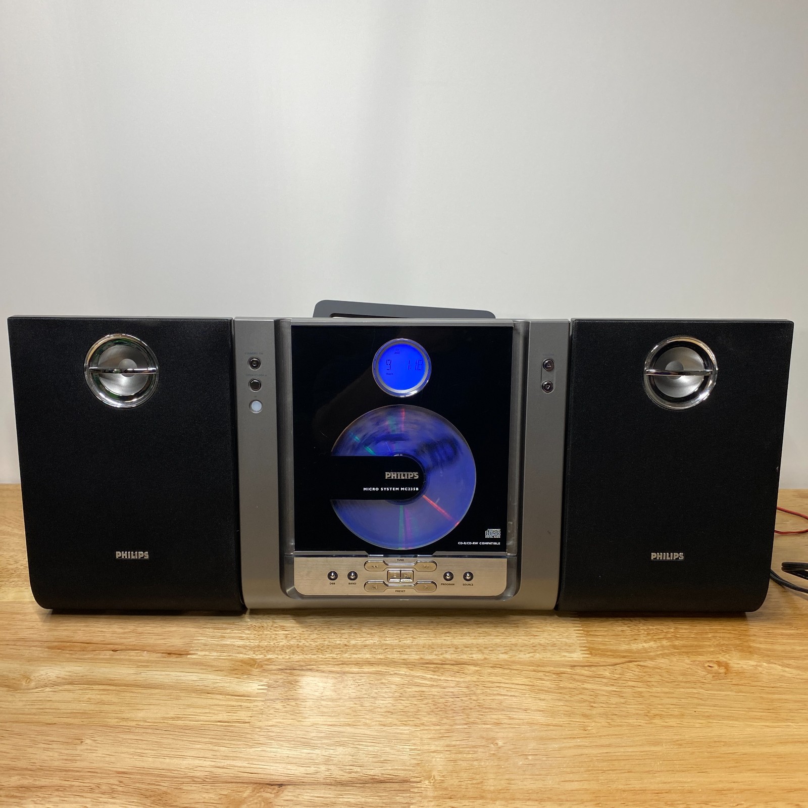 Philips MC235B/37 Micro Shelf Stereo System CD AM/FM w/ Speakers Tested Works