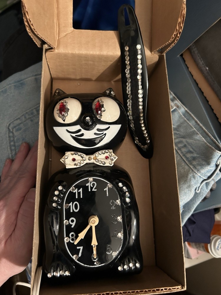 Kit Cat Klock