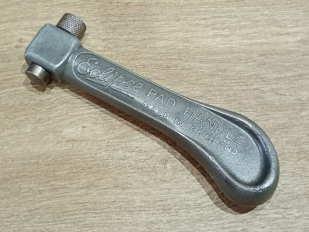 ECLIPSE MADE IN ENGLAND VINTAGE ALLOY PAD HANDLE.