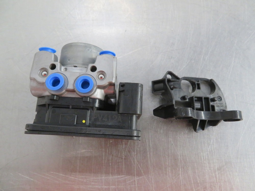 EB1229 2022 INDIAN SCOUT BOBBER TWENTY ABS SVC MODULE