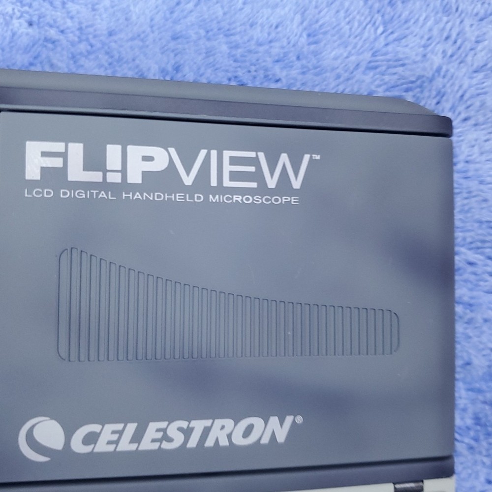 Celestron Flipview Handheld Lcd Microscope 44314 Digital Microscope