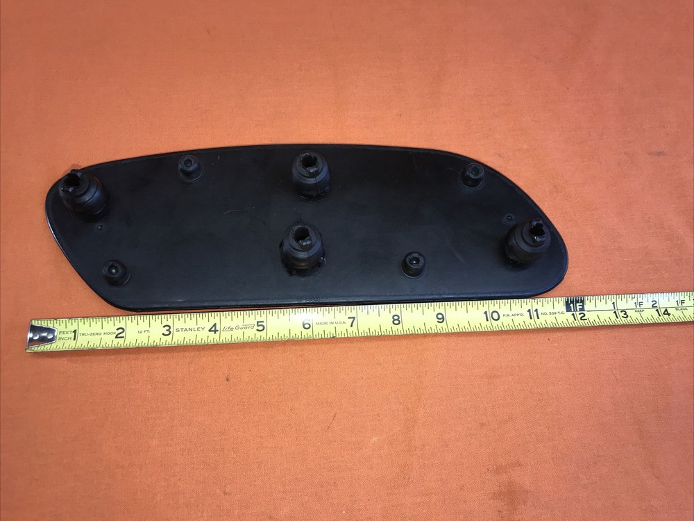 HARLEY-DAVIDSON GENUINE STREAMLINER FLOORBOARD RUBBER INSERT-RIGHT SIDE ONLY!
