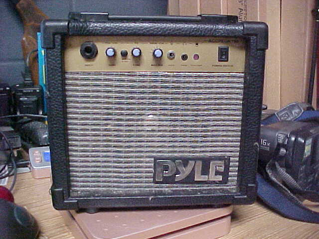 Pyle USA Portable Guitar Amplifier ACCPEGKT99 (E1)