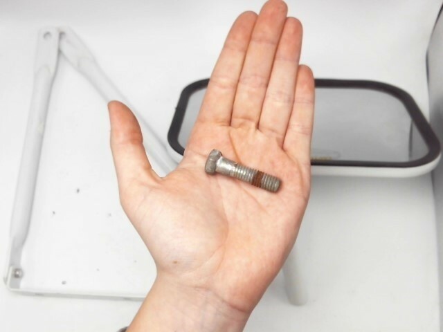 Velvac Universal Mirror & Bracket - 10.5" x 7.5"