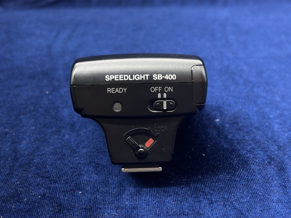 Nikon Speedlight SB-400