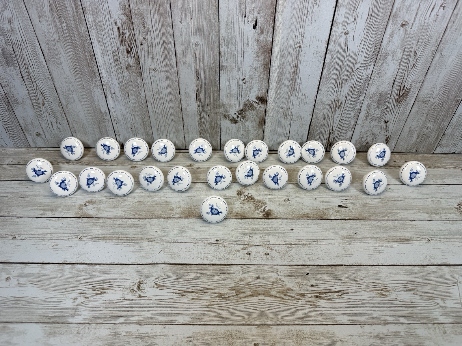 BLUE WHITE FLORAL PORCELAIN DRAWER PULLS CABINET KNOBS 💠 LOT 25 HIGH GLOSS VTG
