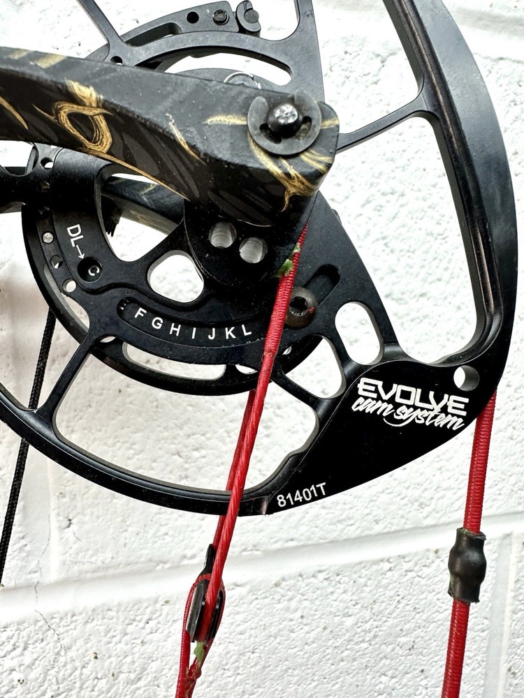 Compound Bow PSE Evolve