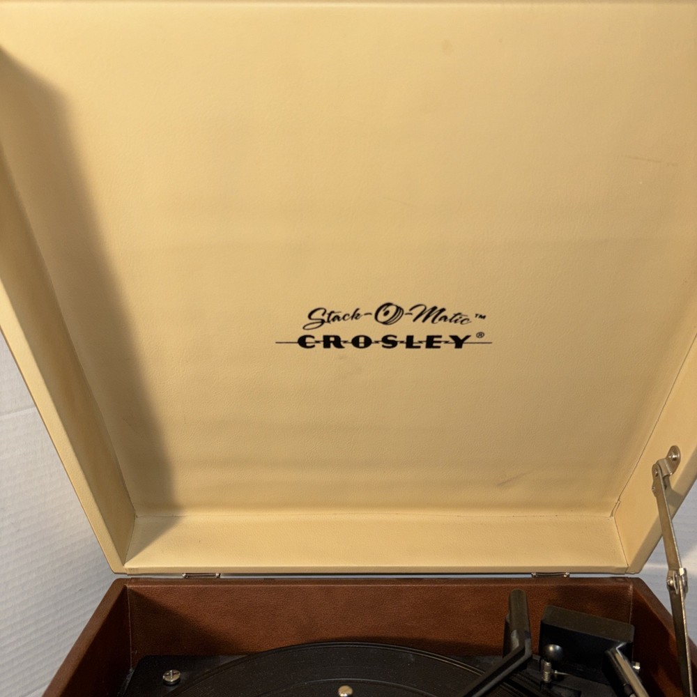 Crosley Stack-O-Matic CR84 3 Speed Record Player ~ Good Condition