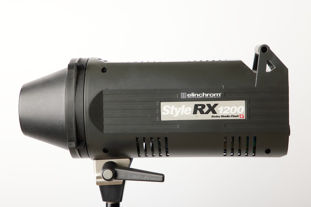 ELINCHROM STYLE RX 1200 SWISS STUDIO FLASH GREAT CONDITION!