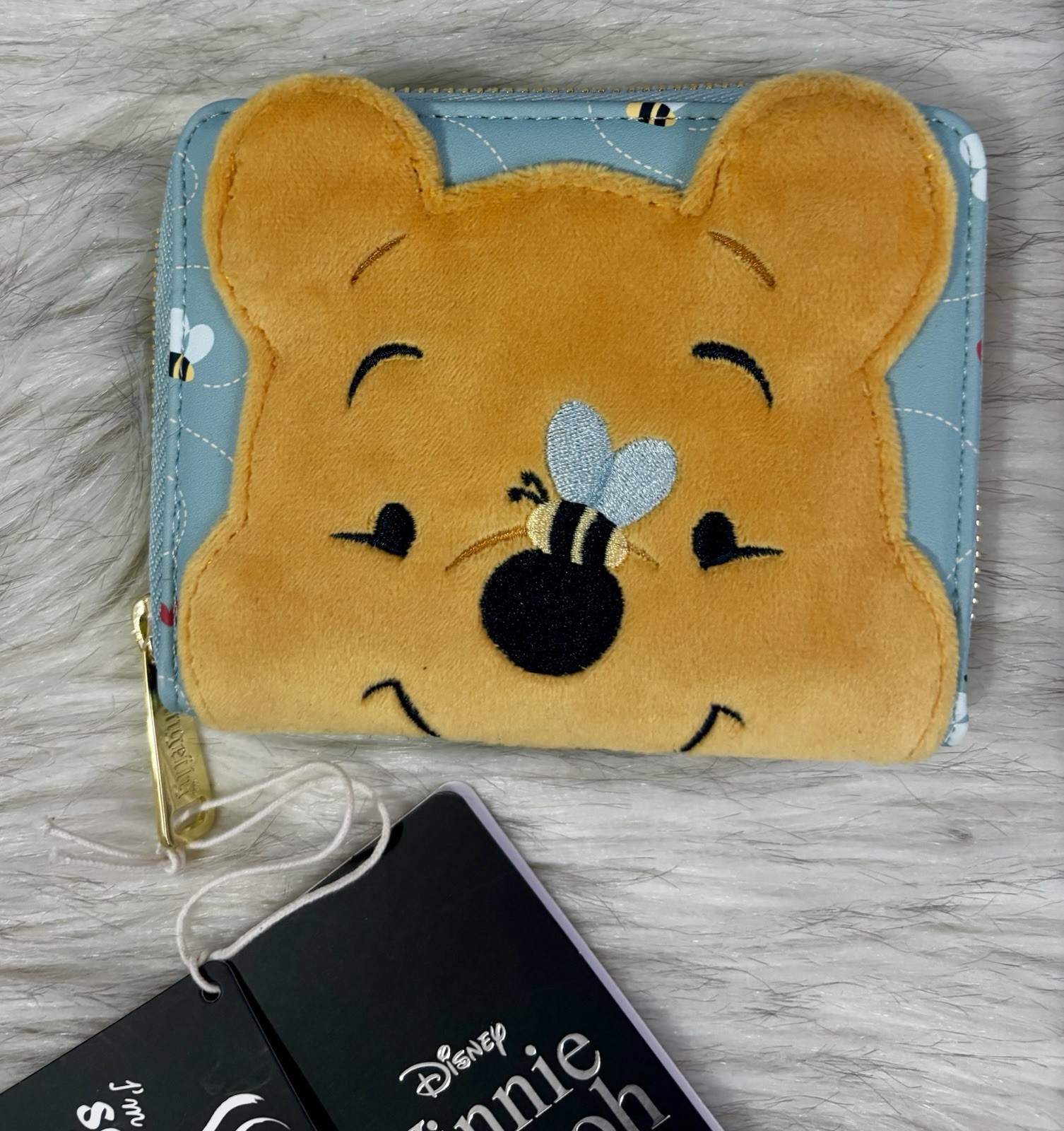 NWT Loungefly Box Lunch Winnie The Pooh Honey Scented Heart Accordion Wallet