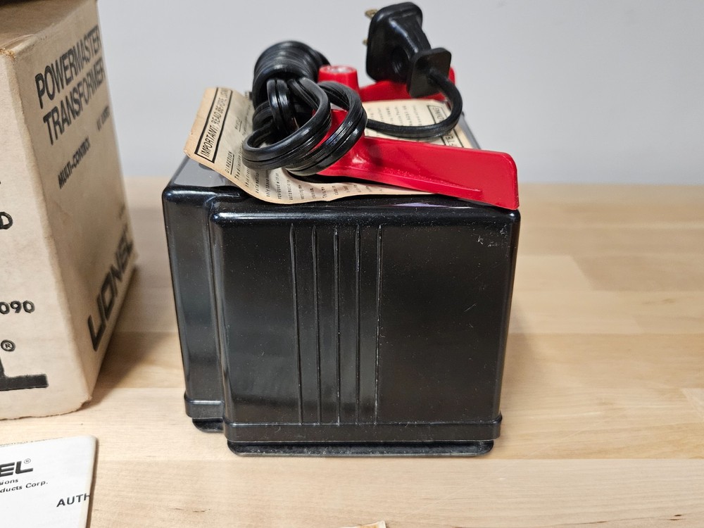 Lionel #6-4090 Powermaster Transformer With Original Box